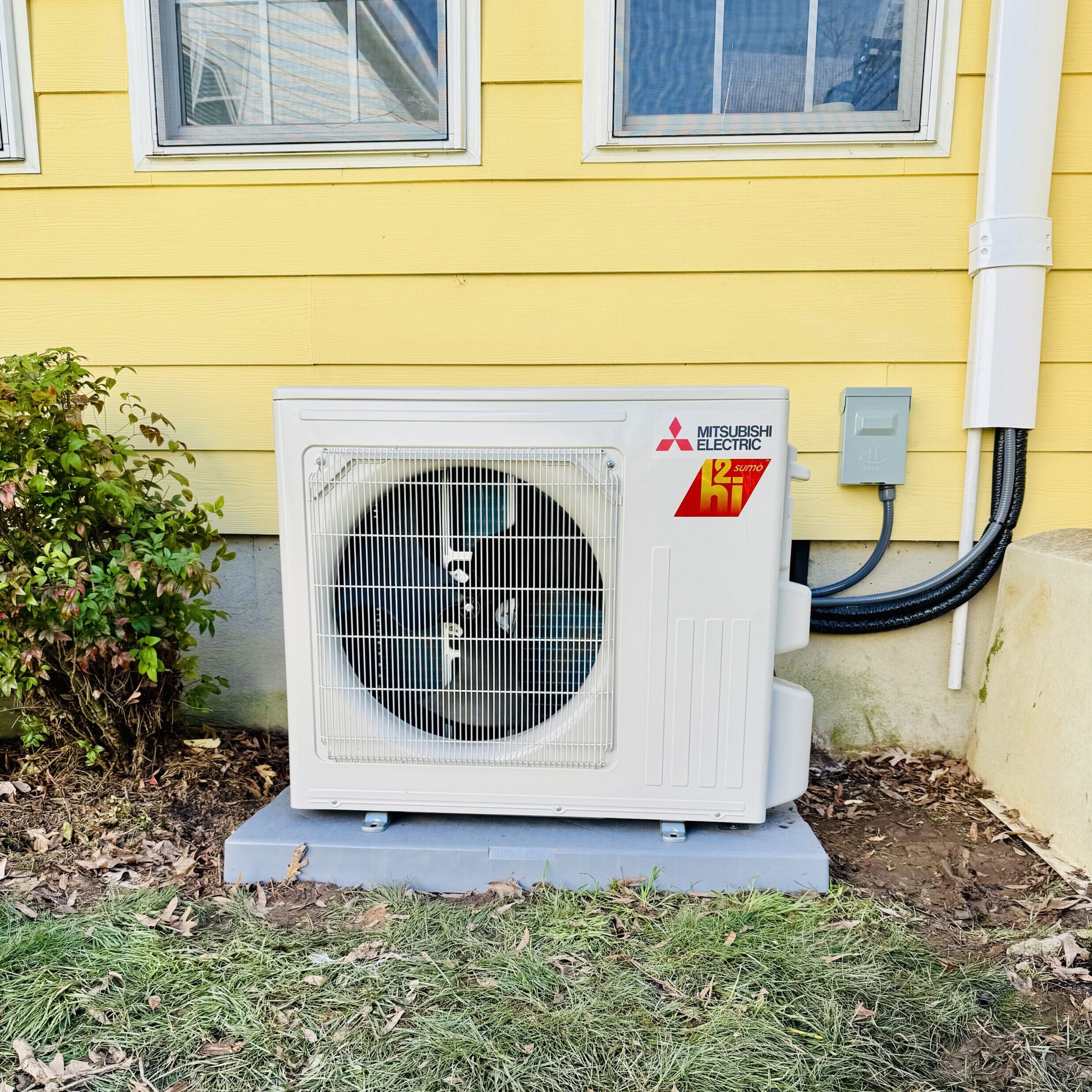 Retro Air Technician Performing An Install